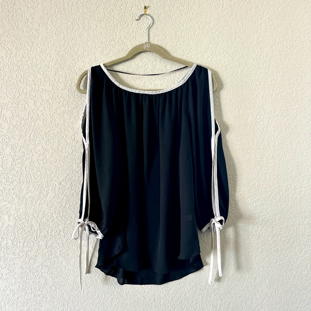 Spence Black and White Blouse